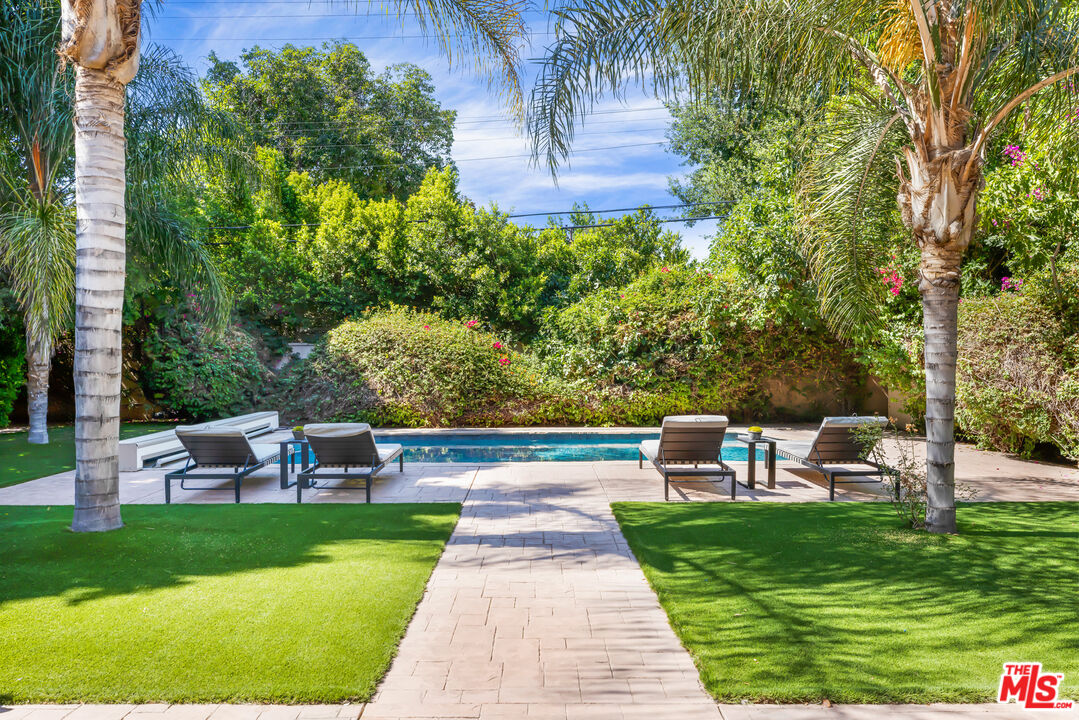 16659 Addison Street Encino, CA 91436 - Photo 28 of 37