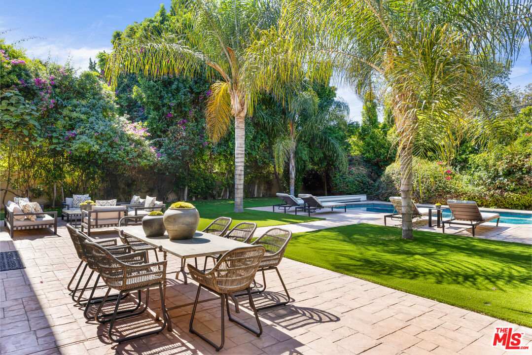 16659 Addison Street Encino, CA 91436 - Photo 29 of 37