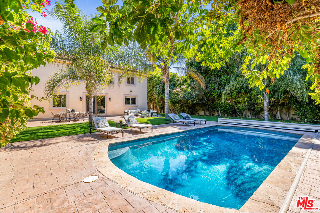 16659 Addison Street Encino, CA 91436 - Photo 31 of 37