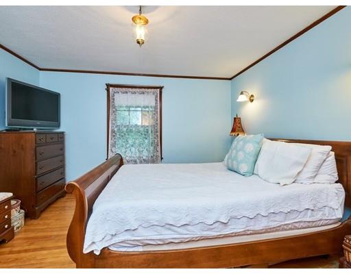 16 Barnard Road Medford, MA 02155 - Photo 14 of 21