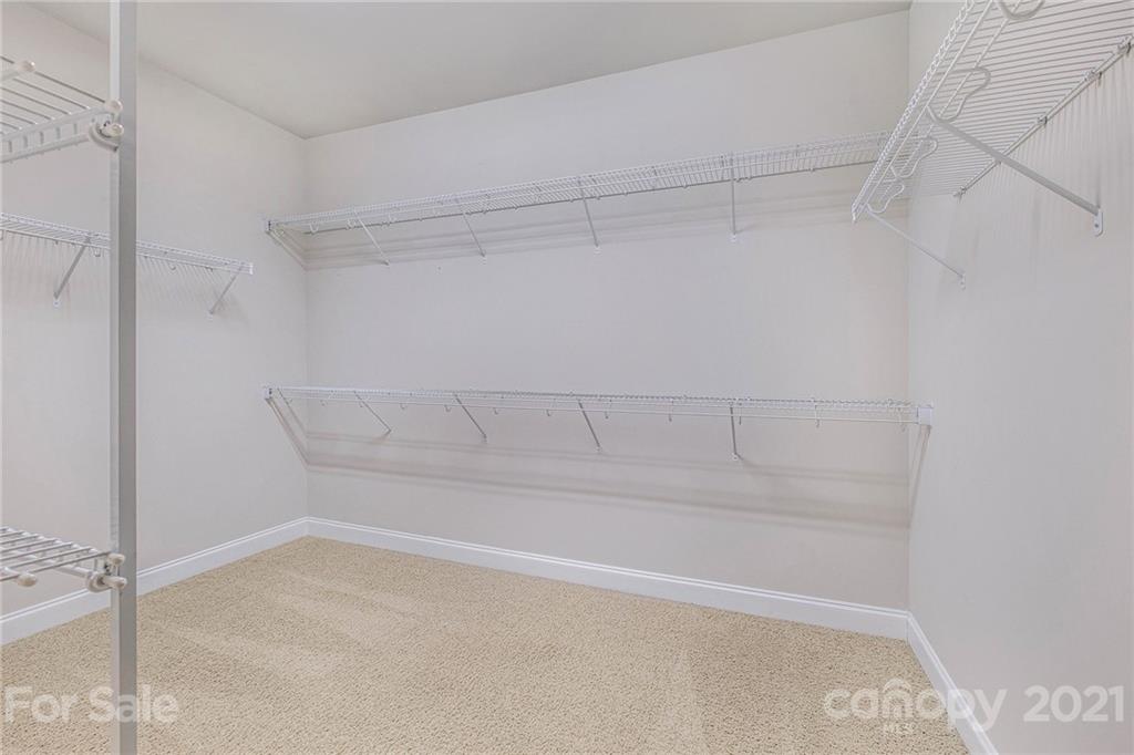 120 Helton Lane Fort Mill, SC 29708 - Photo 16 of 21 a bathroom with a bathtub