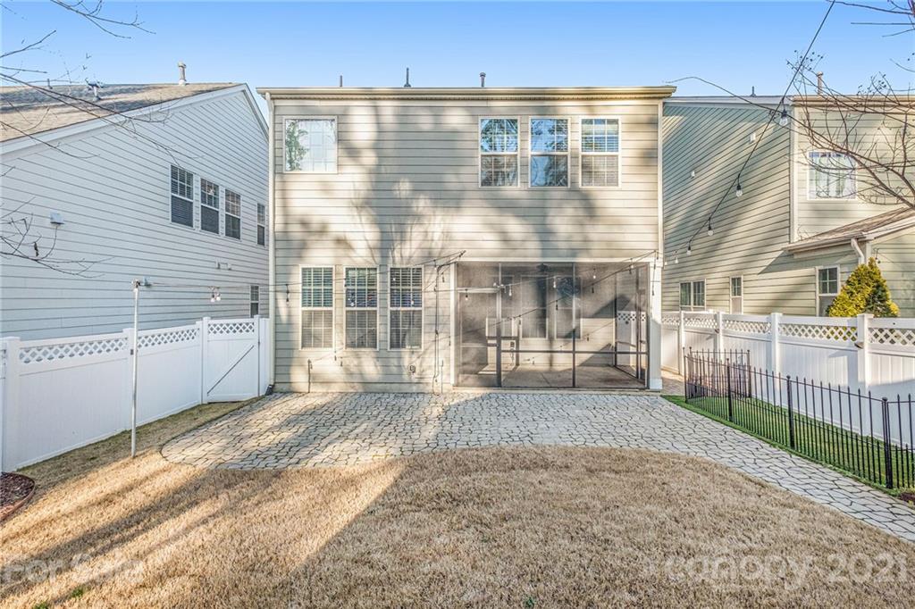 120 Helton Lane Fort Mill, SC 29708 - Photo 7 of 21 a view of a large building