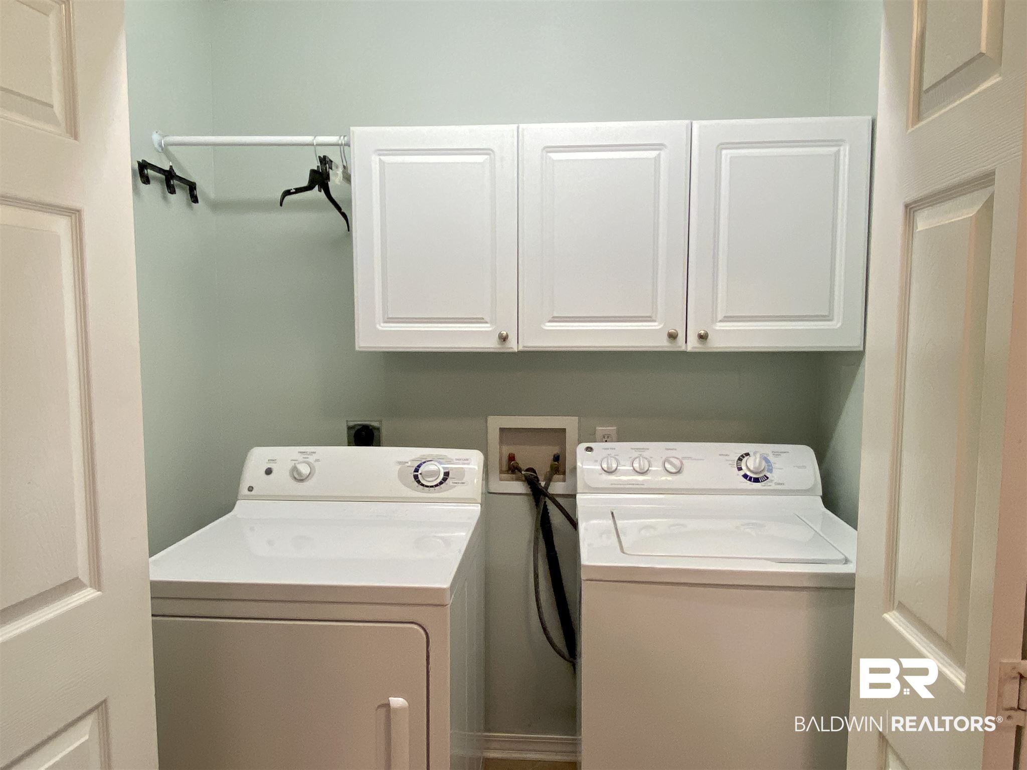 9619 Villas Drive Foley, AL 36535 - Photo 26 of 31 Laundry