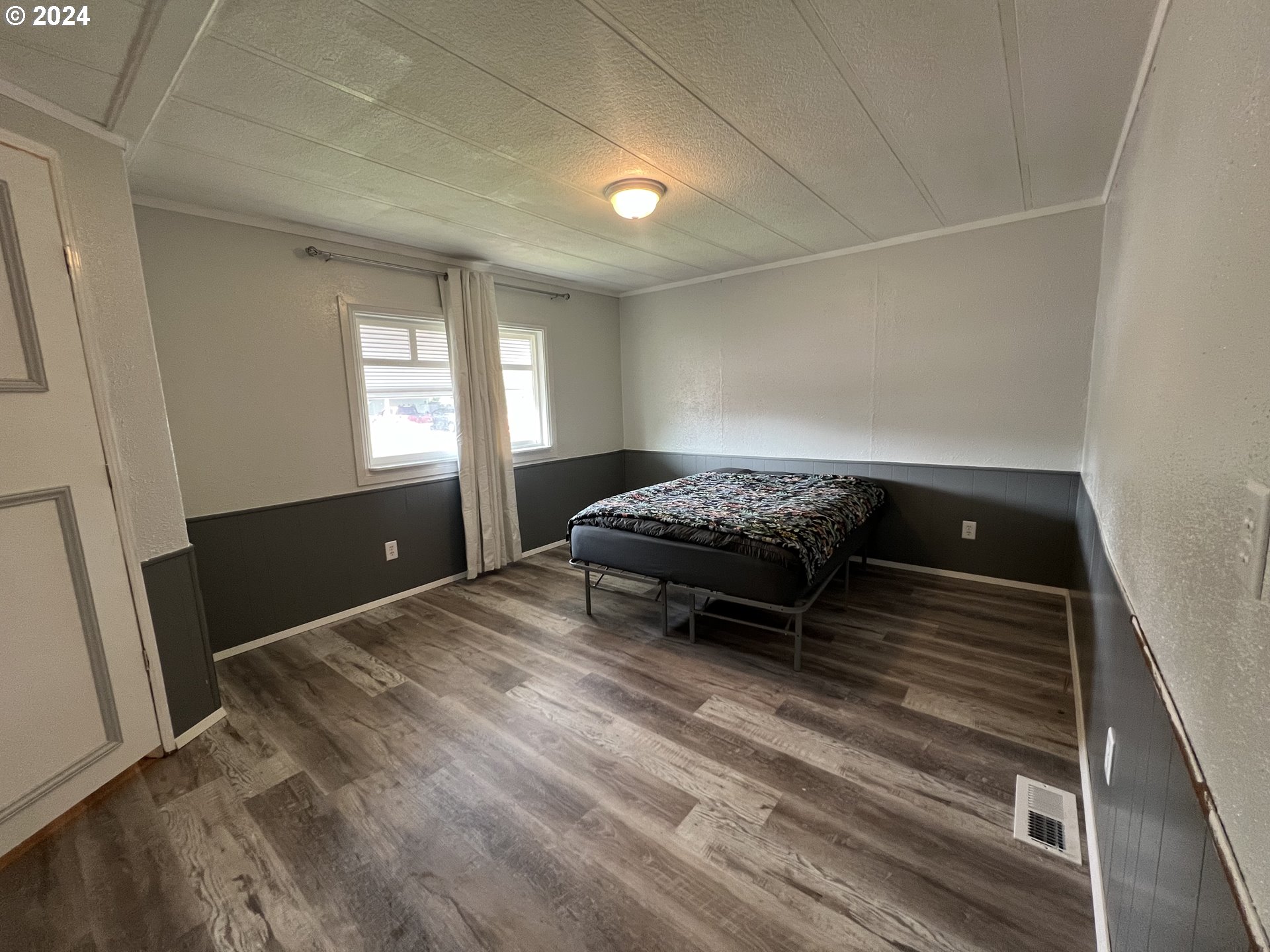 5256 Daisy Street Springfield, OR 97478 - Photo 13 of 28