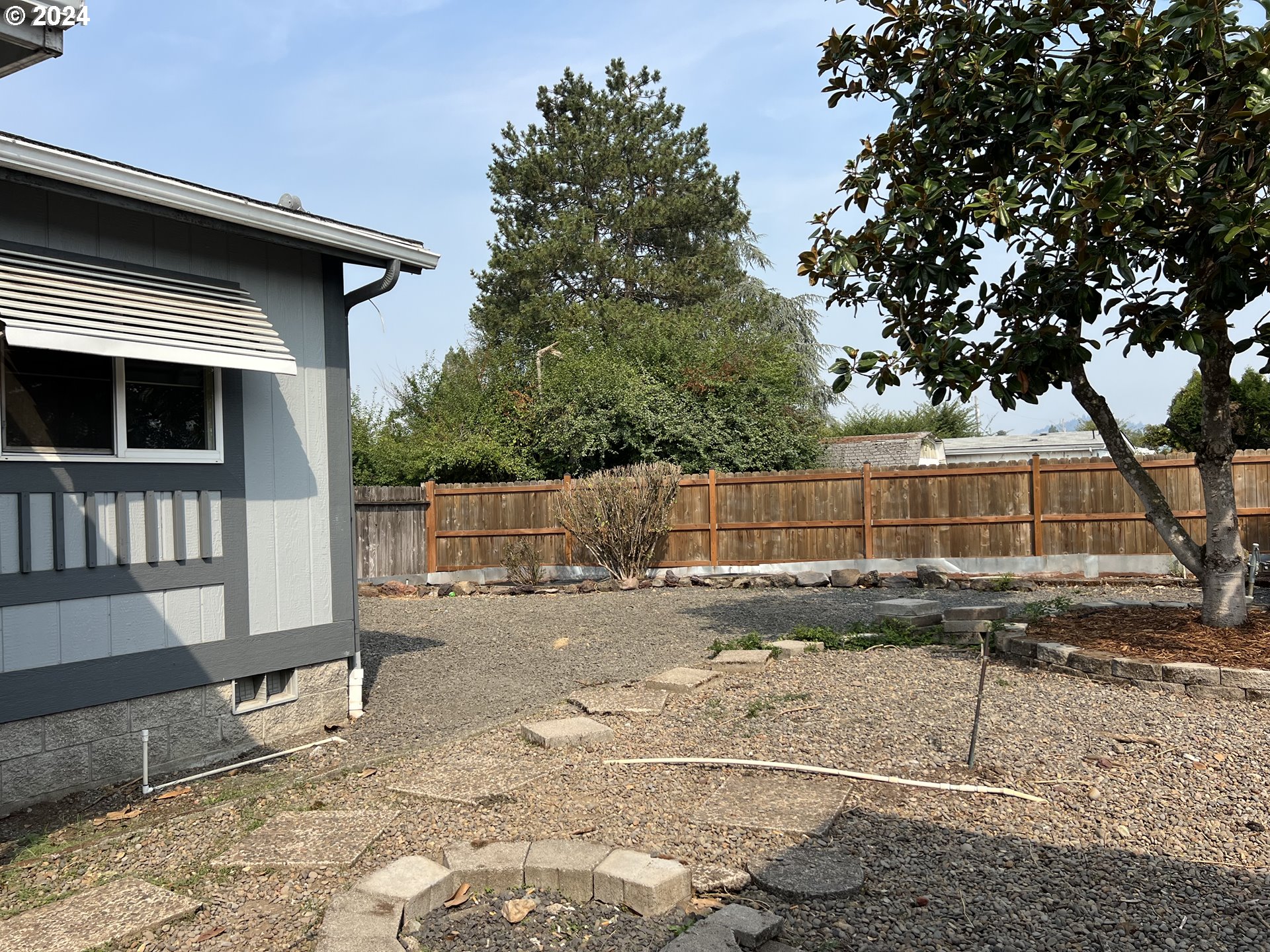 5256 Daisy Street Springfield, OR 97478 - Photo 24 of 28