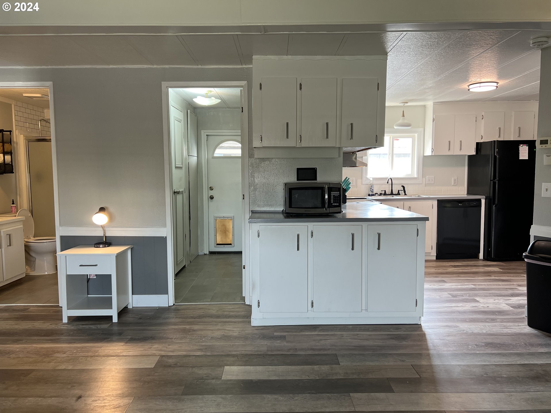 5256 Daisy Street Springfield, OR 97478 - Photo 7 of 28