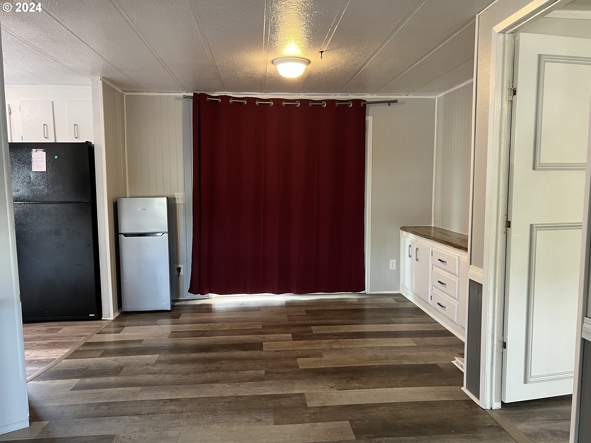 5256 Daisy Street Springfield, OR 97478 - Photo 9 of 28