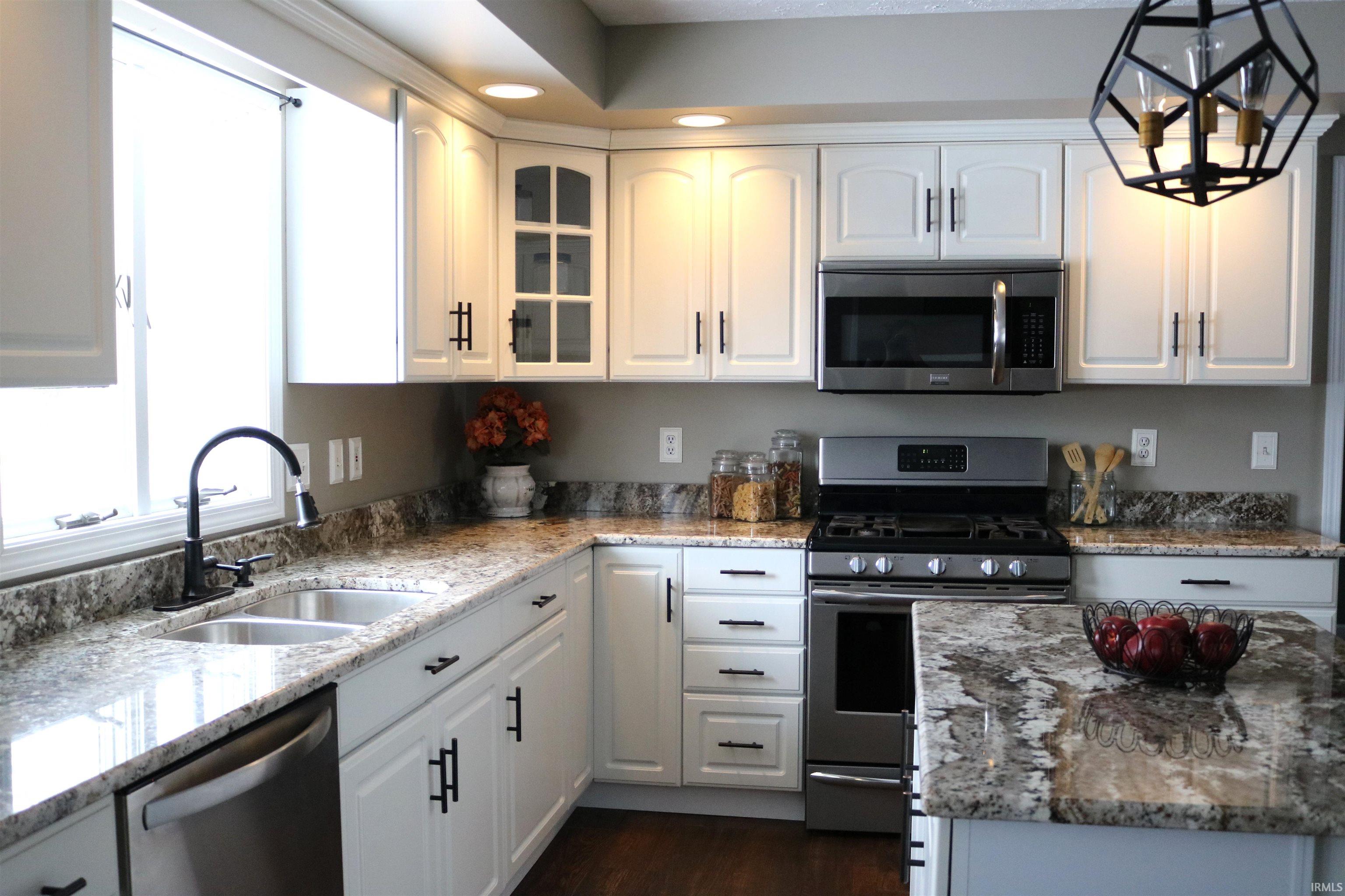 2106 South 150 East Peru, IN 46970 - Photo 10 of 35