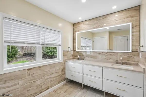$10,500 | 215 Summit Avenue, Summit, NJ 07901