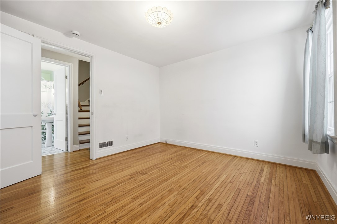 75 Fowler Avenue Tonawanda, NY 14217 - Photo 14 of 32