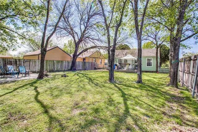 $1,400 | 3213 Forest Park Boulevard, Fort Worth, TX 76110