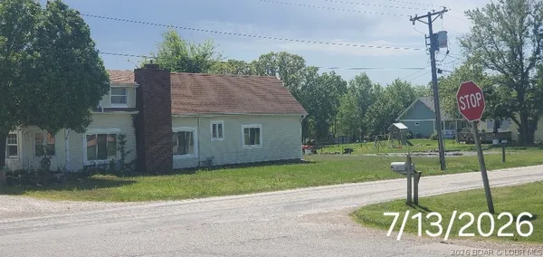$151,000 | 701 West Butterfield Trail, Cole Camp, MO 65325
