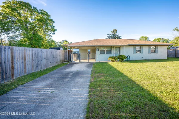 $240,000 | 315 Poplar Drive, Ocean Springs, MS 39564