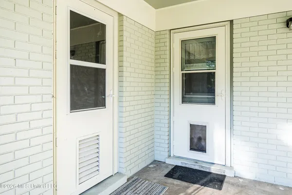$240,000 | 315 Poplar Drive, Ocean Springs, MS 39564