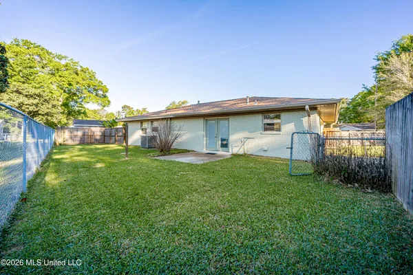 $240,000 | 315 Poplar Drive, Ocean Springs, MS 39564