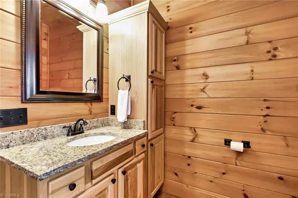 $998,900 | 650 Sweetwater Road, Boomer, NC 28606