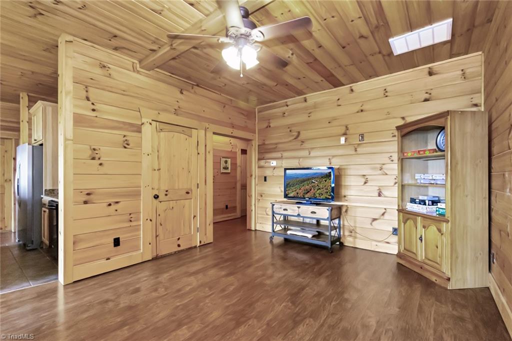 650 Sweetwater Road Boomer, NC 28606 - Photo 24 of 50