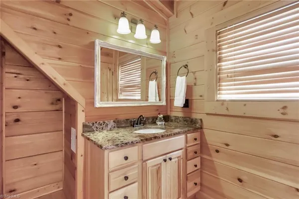 $998,900 | 650 Sweetwater Road, Boomer, NC 28606