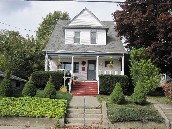 2687 Riverside Avenue Somerset, MA 02726 - Photo 1 of 20 Gallery Image 1