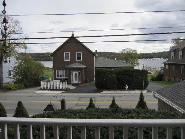 2687 Riverside Avenue Somerset, MA 02726 - Photo 5 of 20 Gallery Image 5