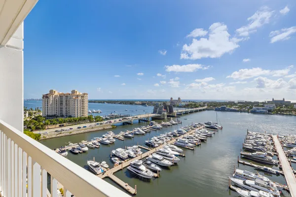 $240,000 | 400 North Flagler Drive, Unit 2003, West Palm Beach, FL 33401