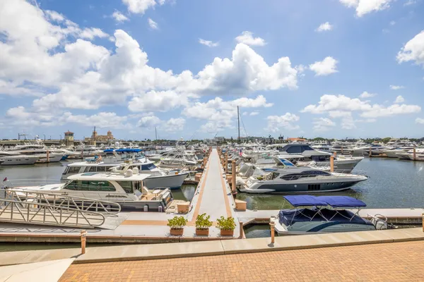 $240,000 | 400 North Flagler Drive, Unit 2003, West Palm Beach, FL 33401