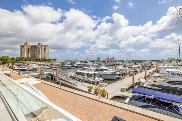 $240,000 | 400 North Flagler Drive, Unit 2003, West Palm Beach, FL 33401