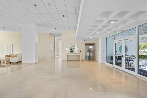 $240,000 | 400 North Flagler Drive, Unit 2003, West Palm Beach, FL 33401