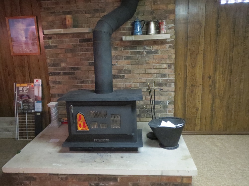 2086 Peek Home Road Dixon, IL 61021 - Photo 20 of 30 a stove top oven sitting inside of a kitchen