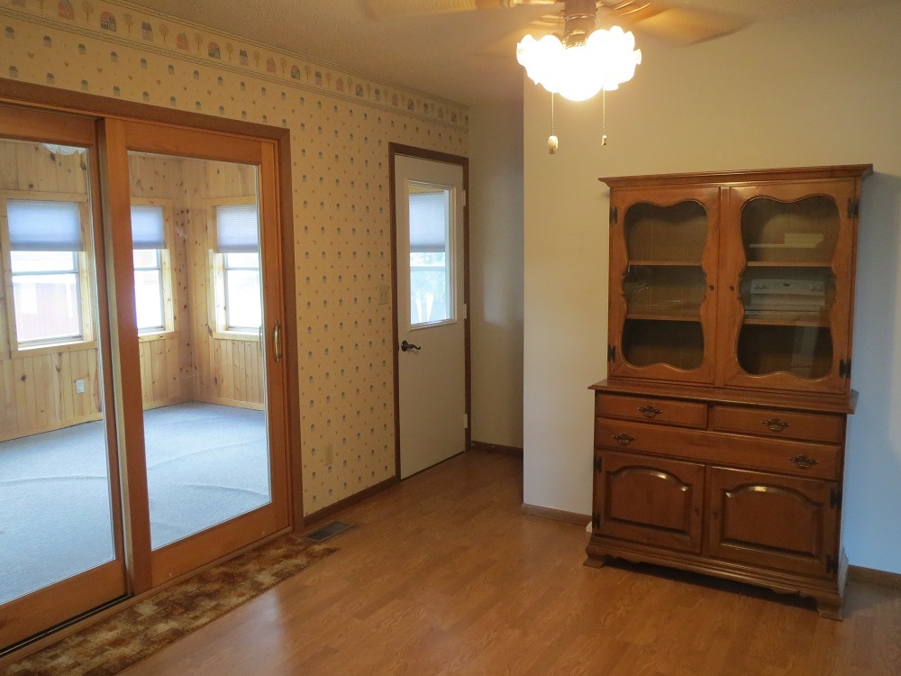 2086 Peek Home Road Dixon, IL 61021 - Photo 8 of 30 wooden floor and closet in a room