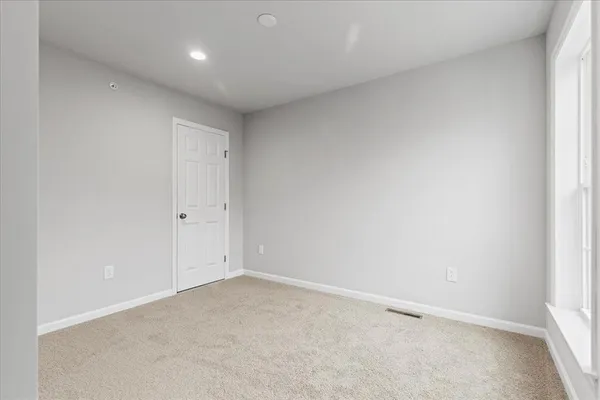 $2,900 | Undisclosed Address, Cranberry Township, PA 16066