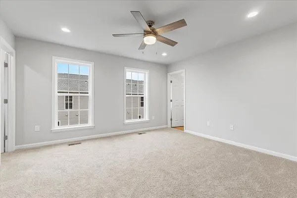 $2,900 | Undisclosed Address, Cranberry Township, PA 16066