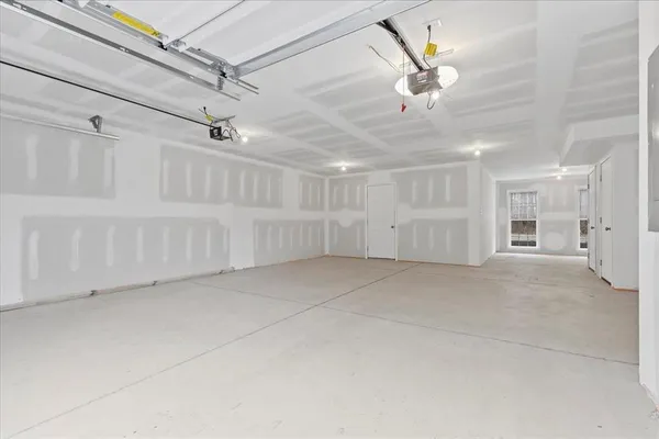 $2,900 | Undisclosed Address, Cranberry Township, PA 16066
