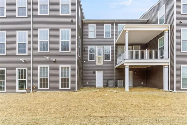 $2,900 | Undisclosed Address, Cranberry Township, PA 16066