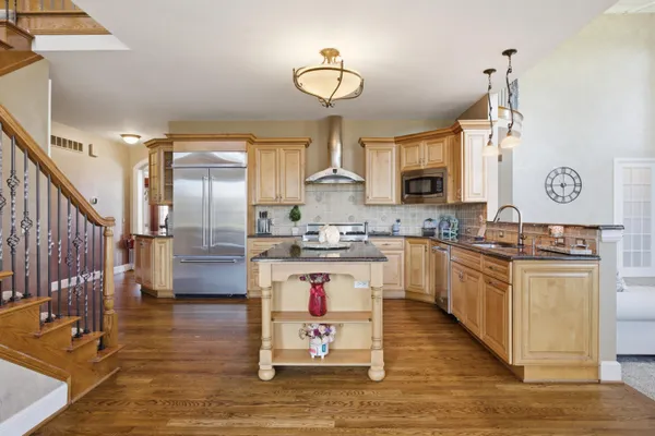 $995,000 | 49166 Dominion Court, Canton, MI 48187