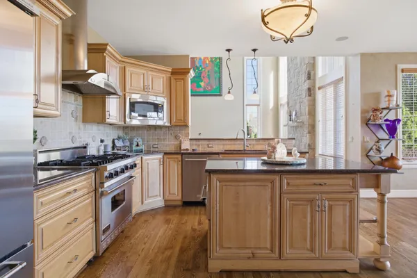 $995,000 | 49166 Dominion Court, Canton, MI 48187