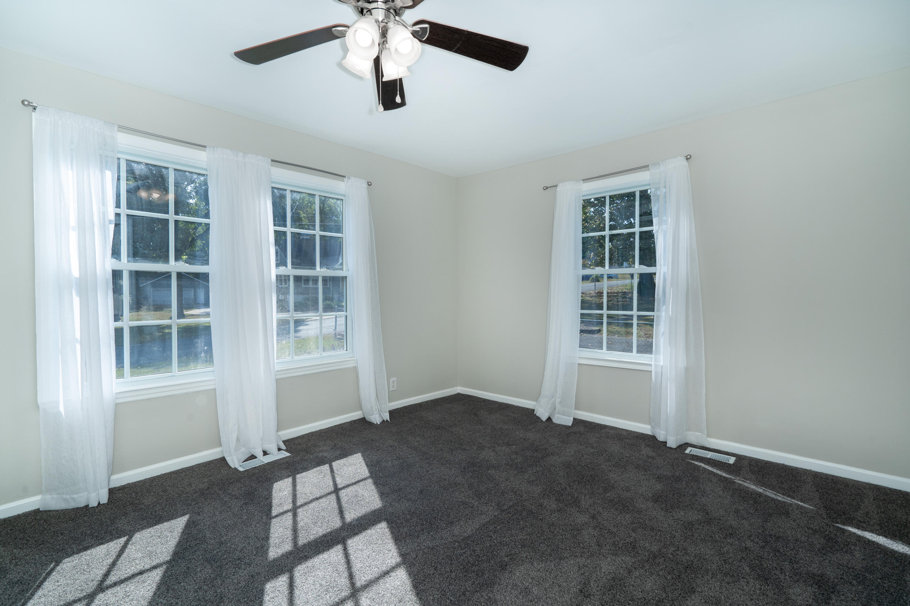 5333 Greenbriar Road Chattanooga, TN 37412 - Photo 27 of 33 Bedroom 3