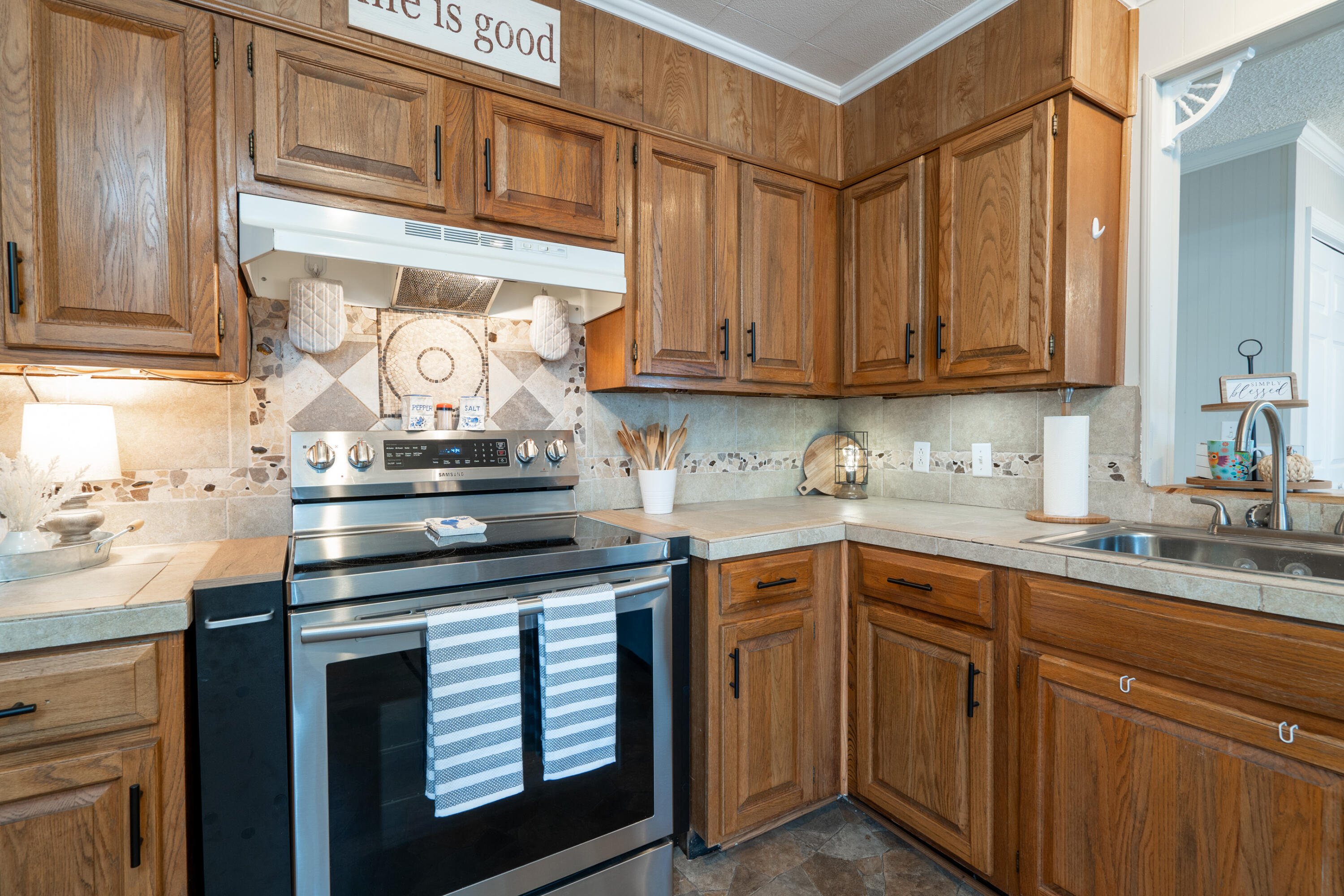 5333 Greenbriar Road Chattanooga, TN 37412 - Photo 7 of 33 Kitchen 3