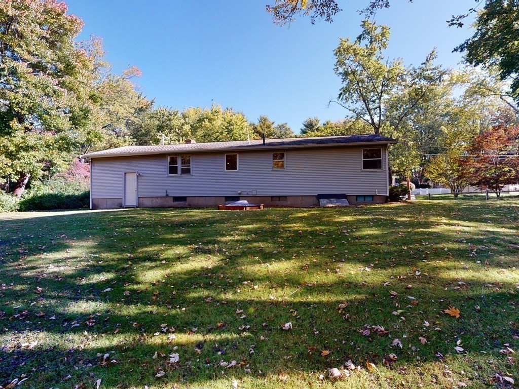 6 Peterson Road Natick, MA 01760 - Photo 4 of 38