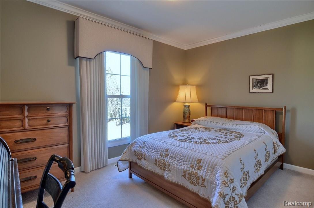 1472 Saddle Lane, Unit 167 Rochester, MI 48306 - Photo 27 of 34 2nd_Bedroom.jpg