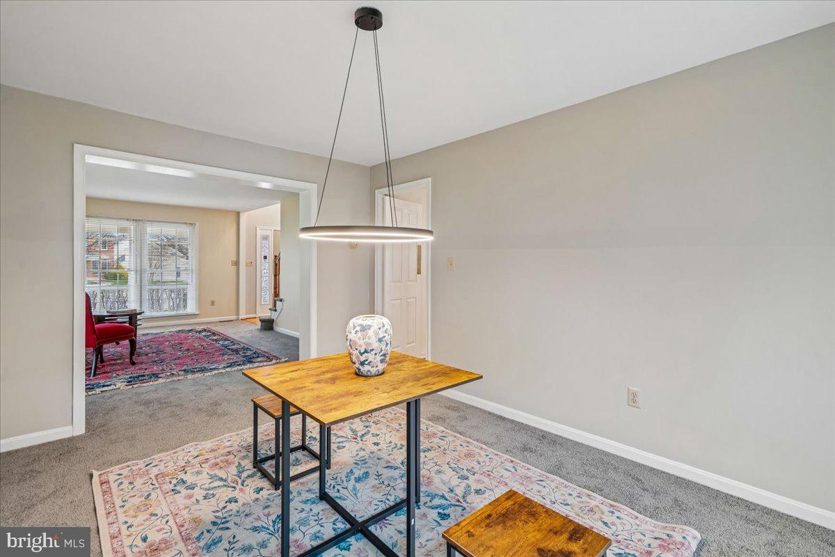 8010 Craddock Road Greenbelt, MD 20770 - Photo 11 of 49 a workspace room with furniture