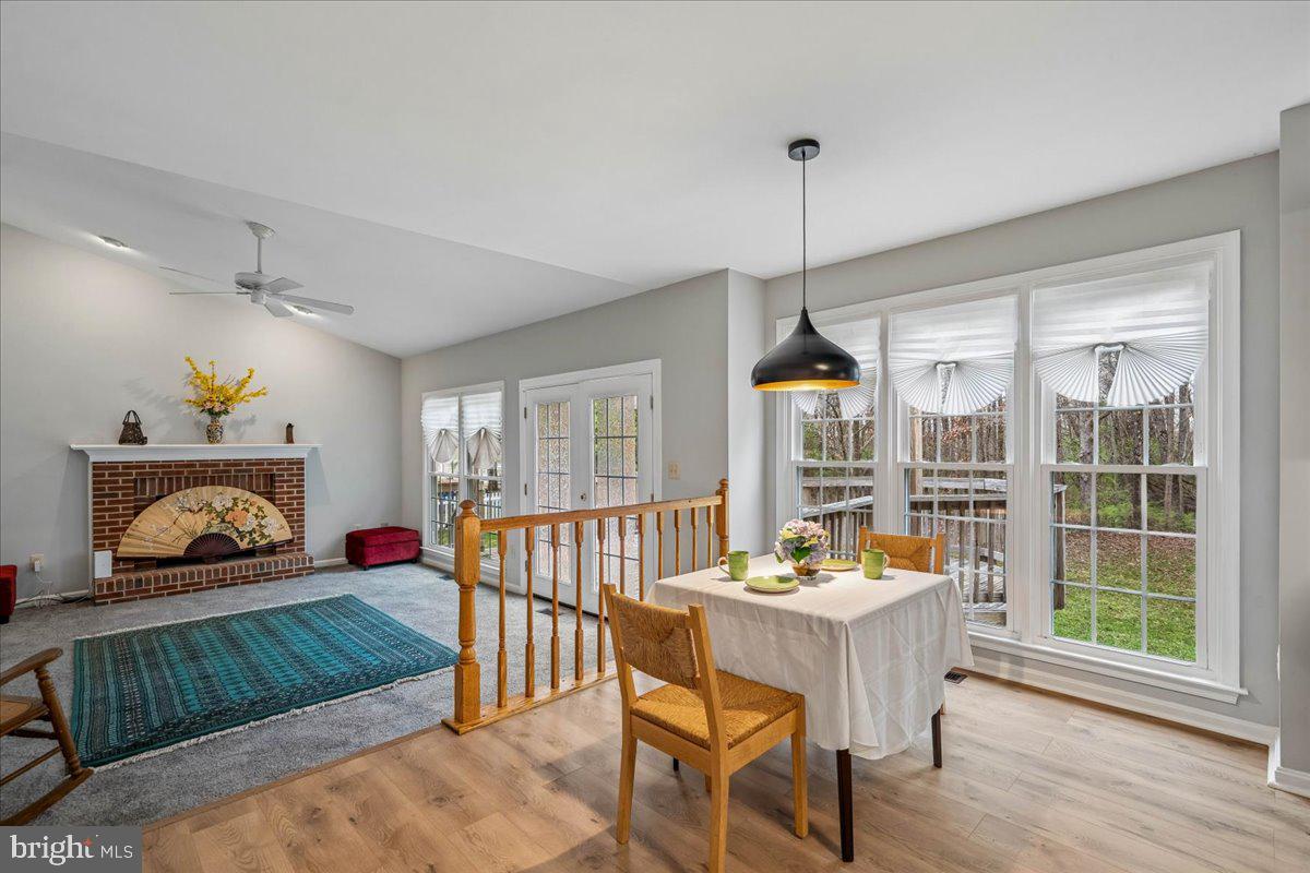 8010 Craddock Road Greenbelt, MD 20770 - Photo 22 of 49 a living room with furniture and a wooden floor