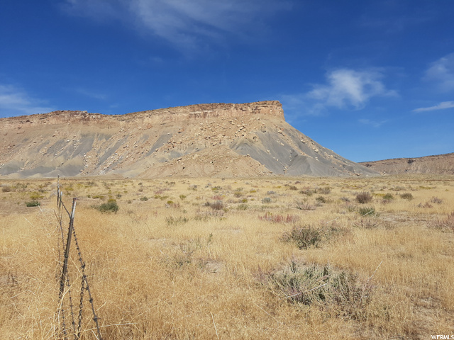 20 Thompson Area Road Green River, UT 84525 - Photo 1 of 18 20 ac. looking at the Book Cliffs.