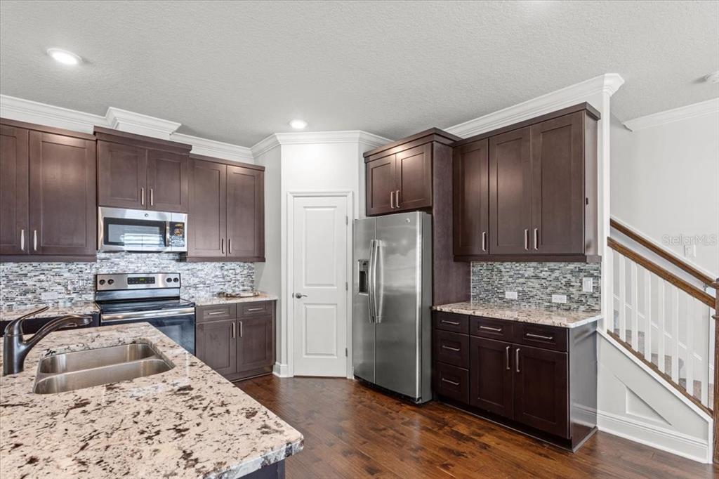 3450 Southwest 74th Way Gainesville, FL 32608 - Photo 10 of 37