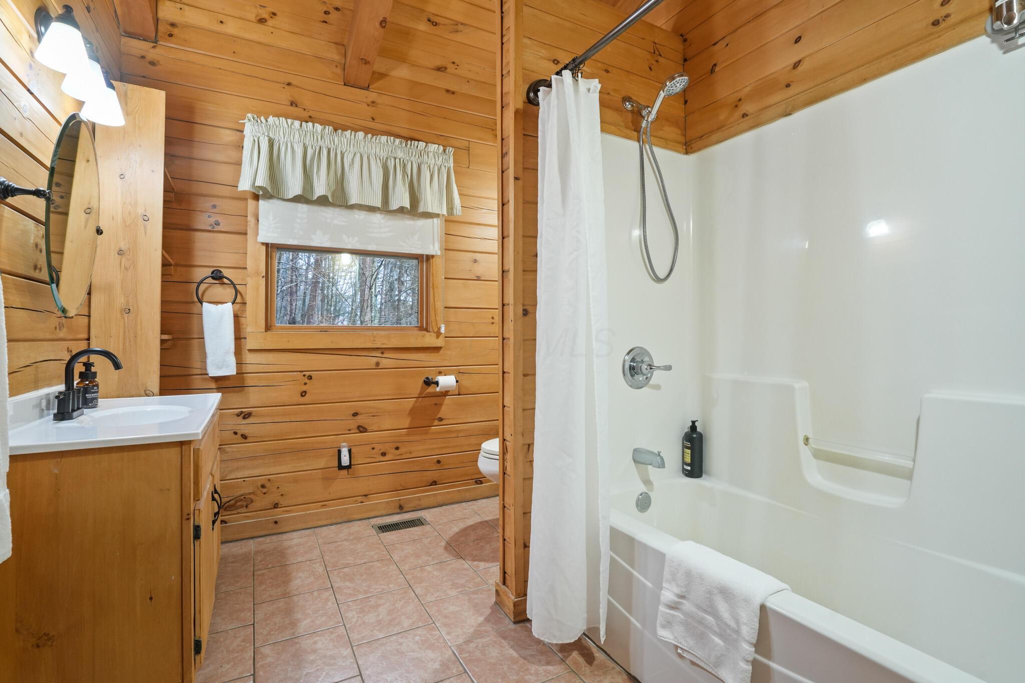 19101 Wagner Road Laurelville, OH 43135 - Photo 21 of 30 20-print-DSC02424