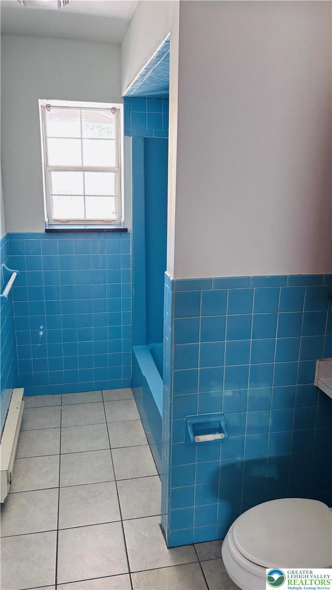 2027 Willow Park Road, Unit 2 Bethlehem, PA 18020 - Photo 7 of 16