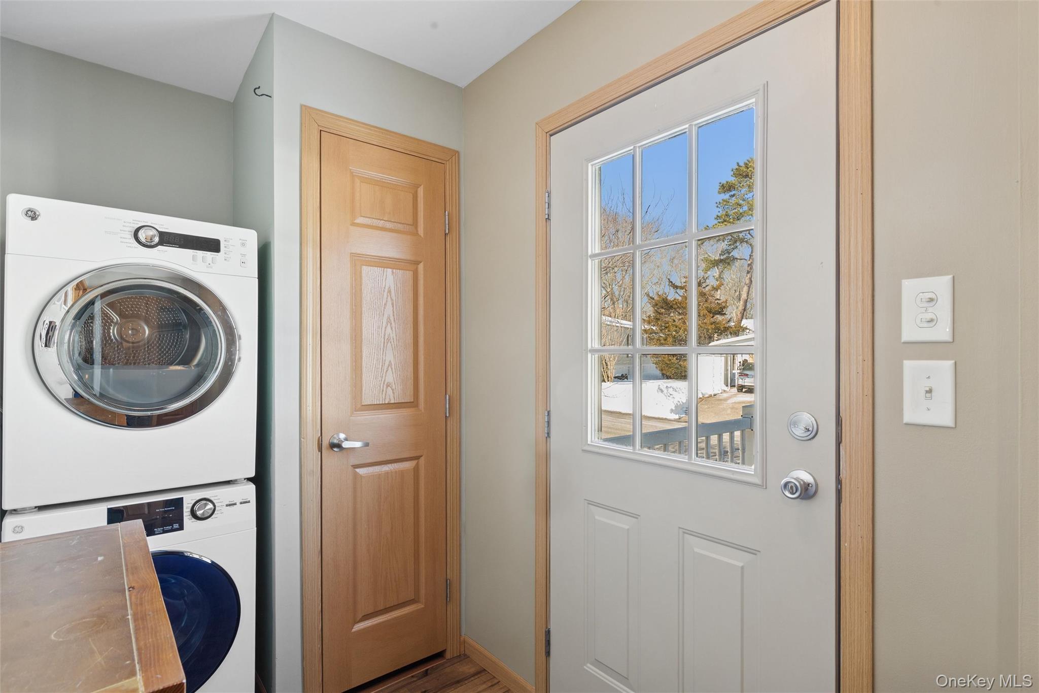 1661 Old Country Road, Unit 353 Riverhead, NY 11901 - Photo 16 of 25