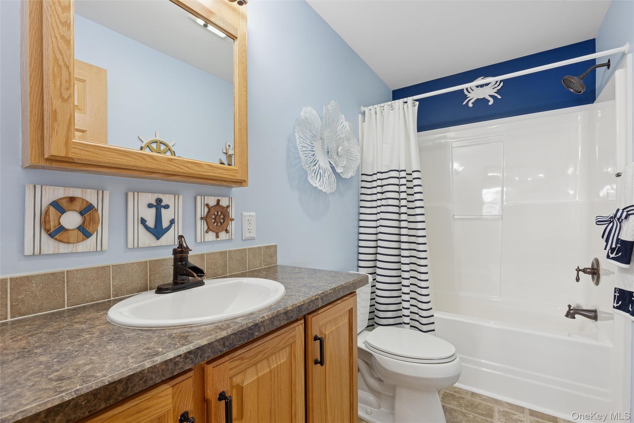 1661 Old Country Road, Unit 353 Riverhead, NY 11901 - Photo 24 of 25