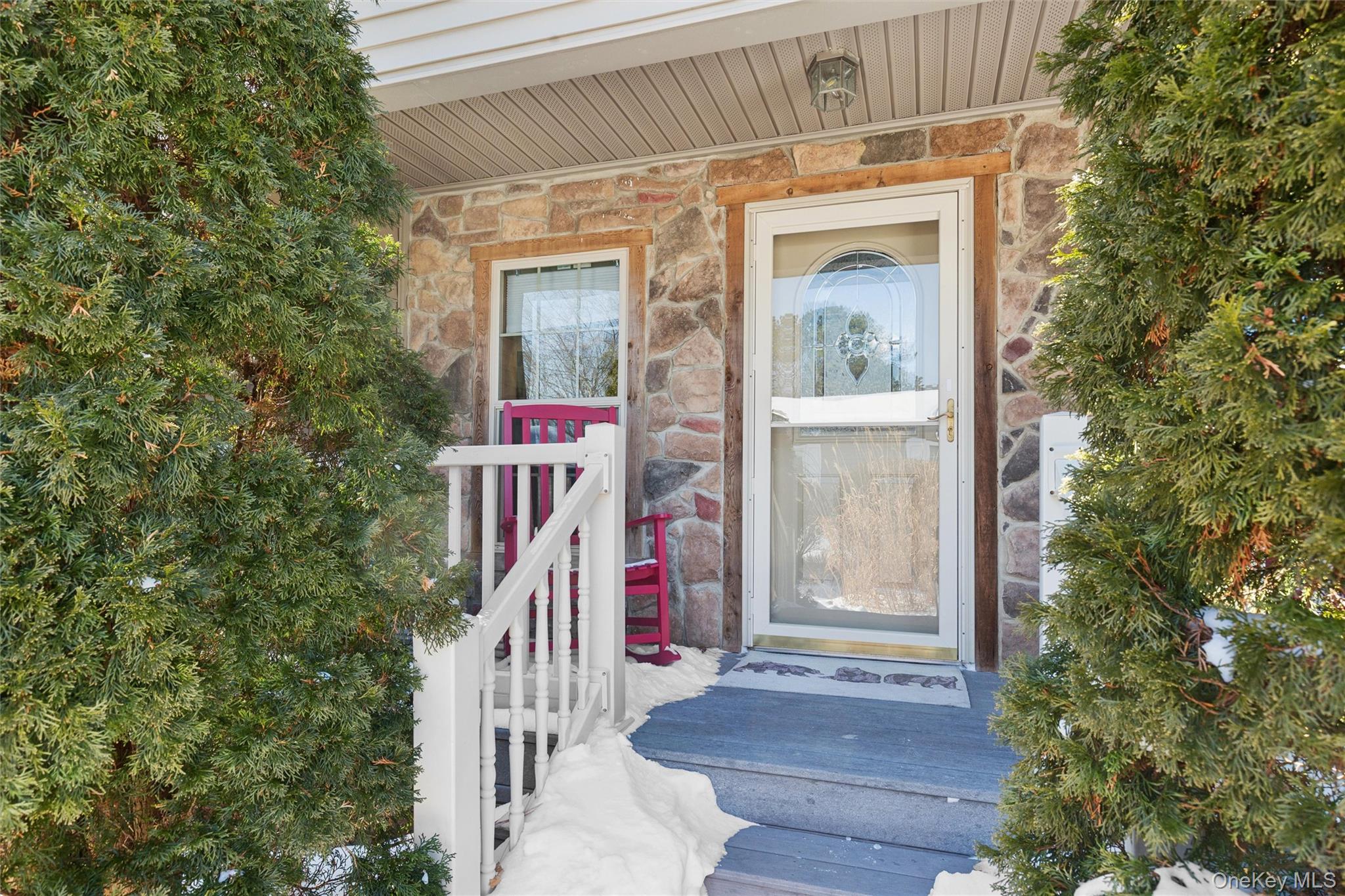 1661 Old Country Road, Unit 353 Riverhead, NY 11901 - Photo 5 of 25