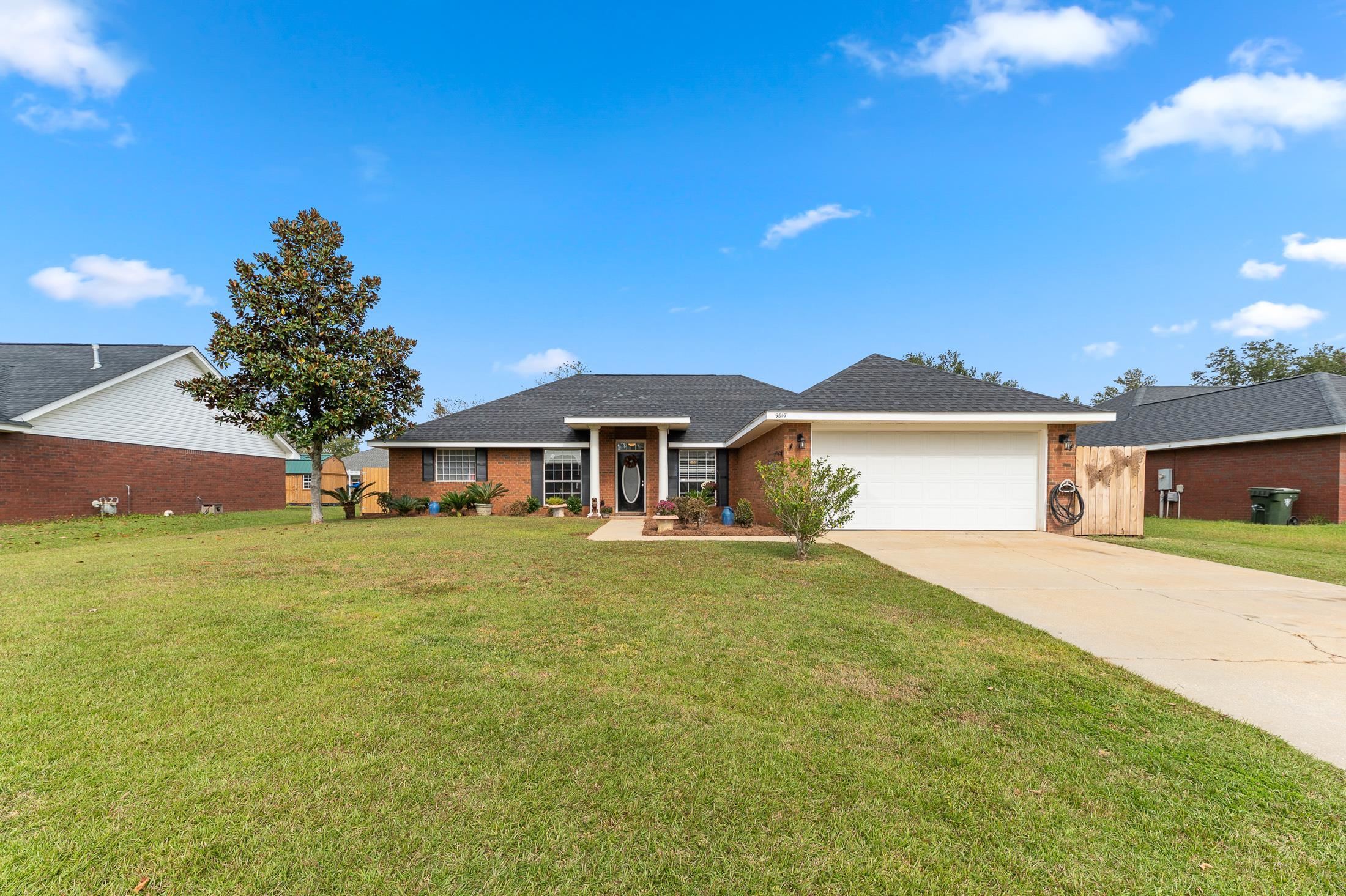 9647 Czar Court Fairhope, AL 36532 - Photo 2 of 40